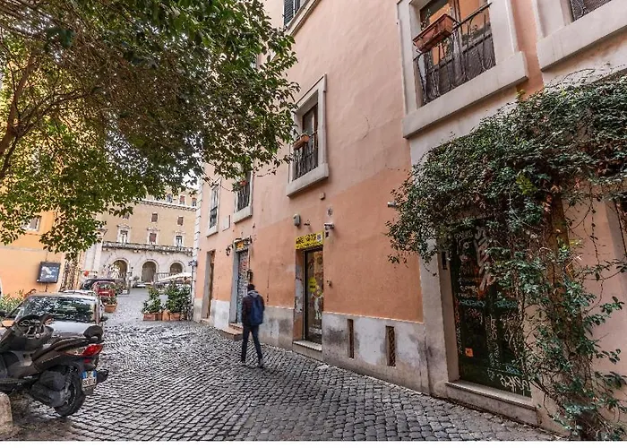 Apartament San Calisto Trastevere - By Romanhouseit *