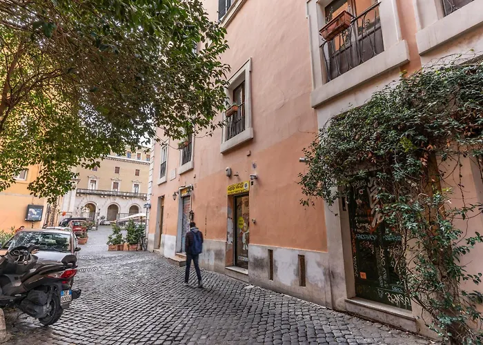 San Calisto Trastevere - By Romanhouseit Apartament